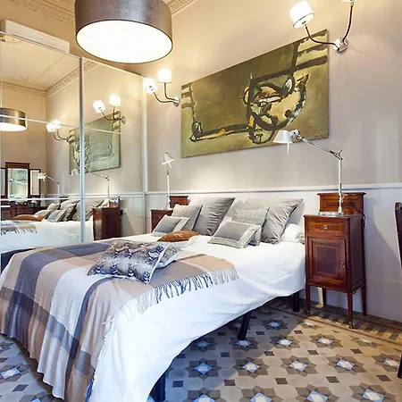 My Space Emirates - In Rambla De Catalunya 公寓