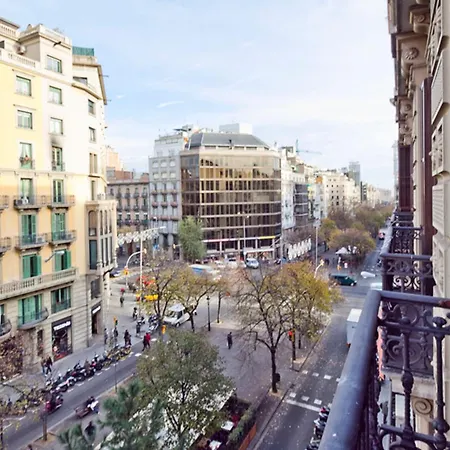 My Space Emirates - In Rambla De Catalunya Apartment Barcelona